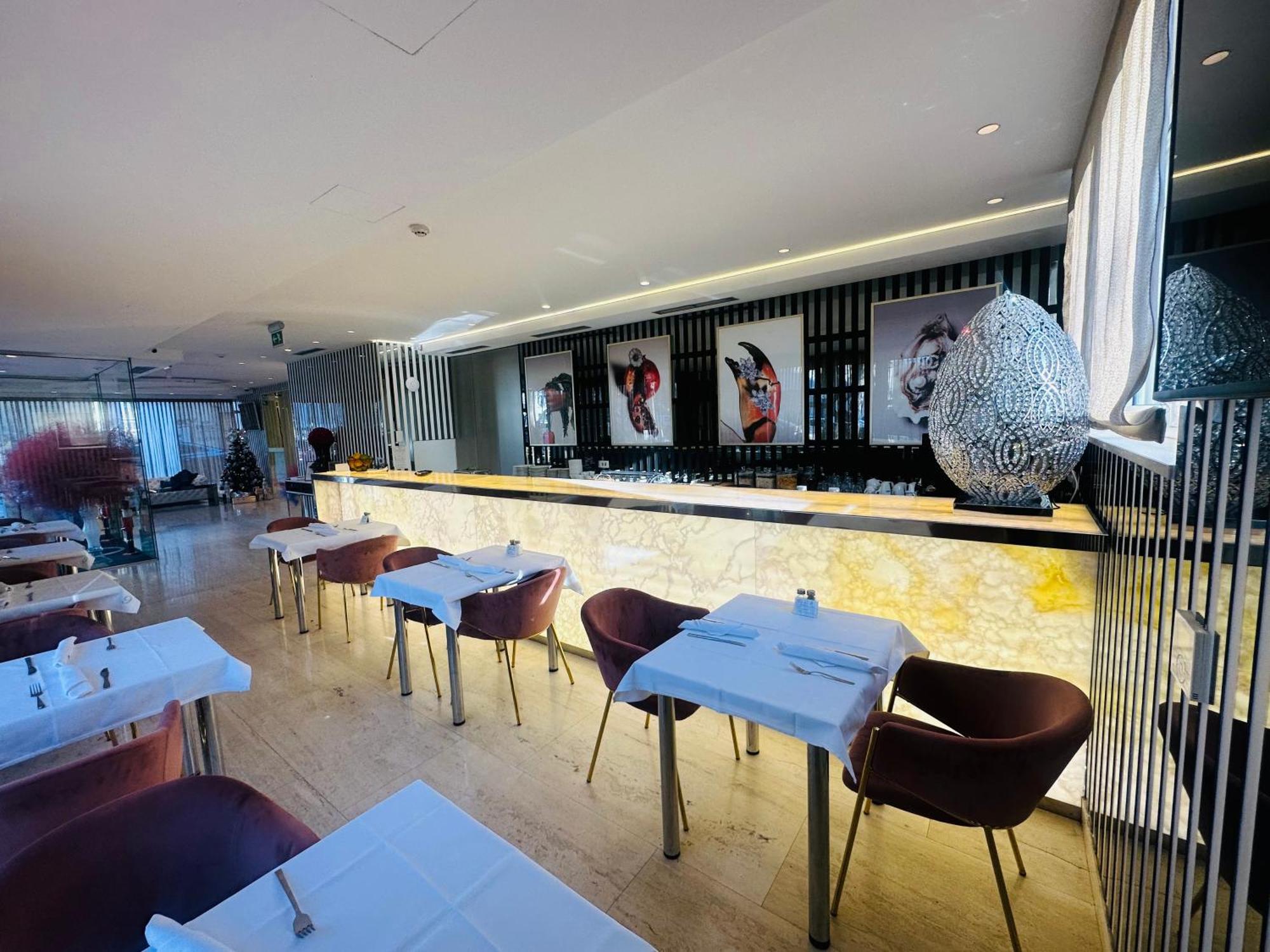 Hotel 9 Zagabria Esterno foto